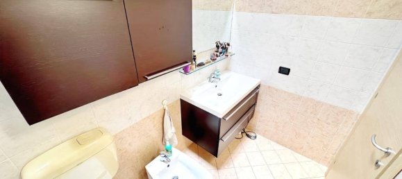 2 Schlafzimmer Villa in Parma, Italy, Nr. 371663 29