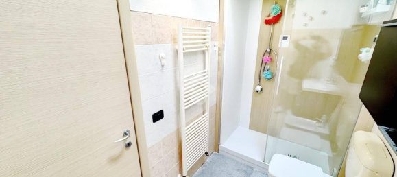 2 Schlafzimmer Villa in Parma, Italy, Nr. 371663 32