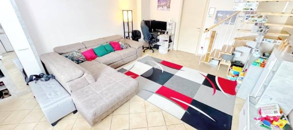 2 Schlafzimmer Villa in Parma, Italy, Nr. 371663 3