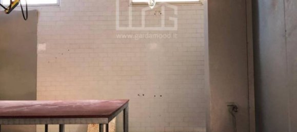 Propiedad comercial de 5 habitaciónes en Brandico, Italy No. 116601 10