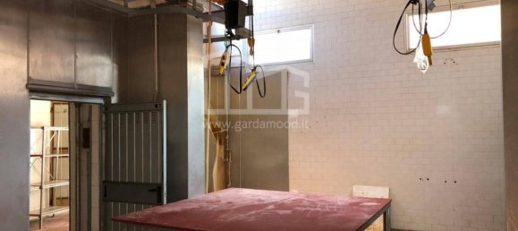 Propiedad comercial de 5 habitaciónes en Brandico, Italy No. 116601 11