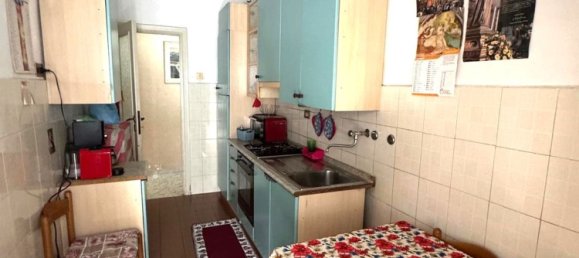 3 rooms Apartment in Rome, Italy No. 24637 20