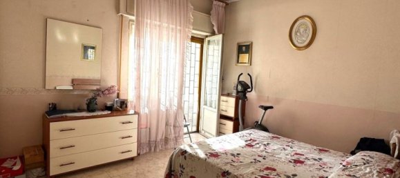 3 rooms Apartment in Rome, Italy No. 24637 32