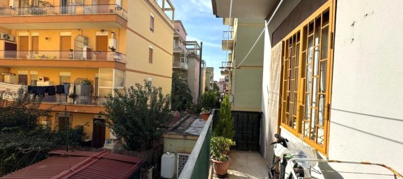 3 rooms Apartment in Rome, Italy No. 24637 39