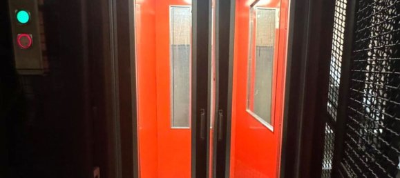 3 rooms Apartment in Rome, Italy No. 24637 6