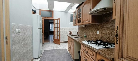 4 bedrooms Villa in Tourcoing, France No. 38576 4