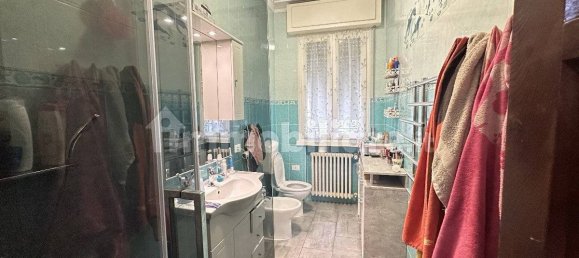 4 Schlafzimmer Wohnung in Reggio Emilia, Italy, Nr. 280575 16
