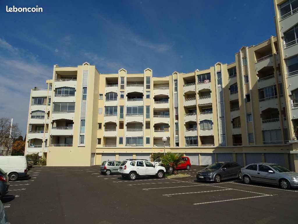1 bedroom Apartment in Sete, France No. 289134