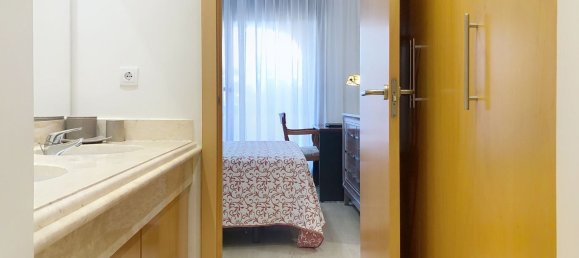 3 bedrooms Apartment in Estepona, Spain No. 149452 16