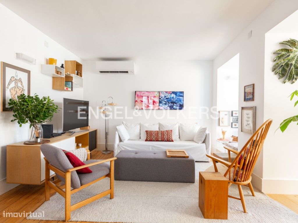 2 bedrooms Apartment in Lisbon, Portugal No. 215340