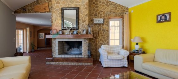 3 bedrooms House in Colares, Portugal No. 49613 18