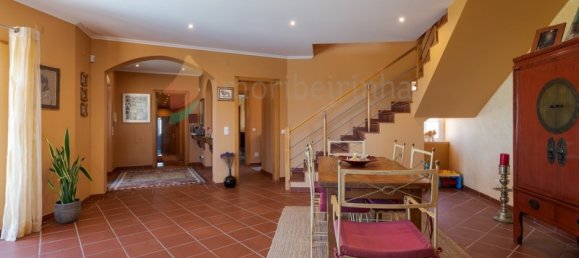 3 bedrooms House in Colares, Portugal No. 49613 15