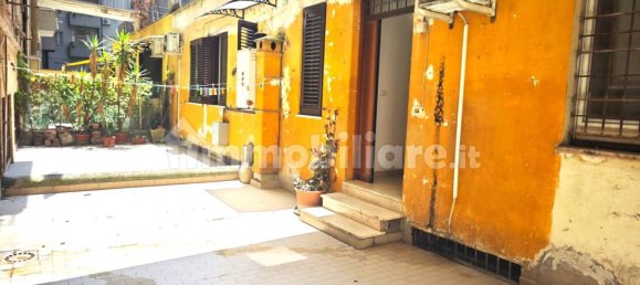 2 bedrooms Apartment in Rome, Italy No. 287309 2