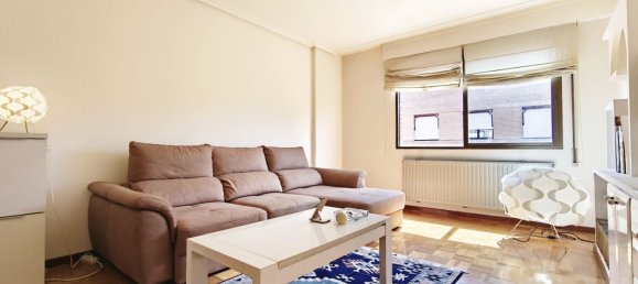 Квартира с 3 спальнями в Логроньо, Испания № 150050 3