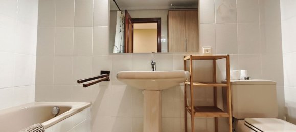 Квартира с 3 спальнями в Логроньо, Испания № 150050 17