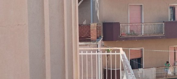 6 bedrooms House in Grammichele, Italy No. 326923 4