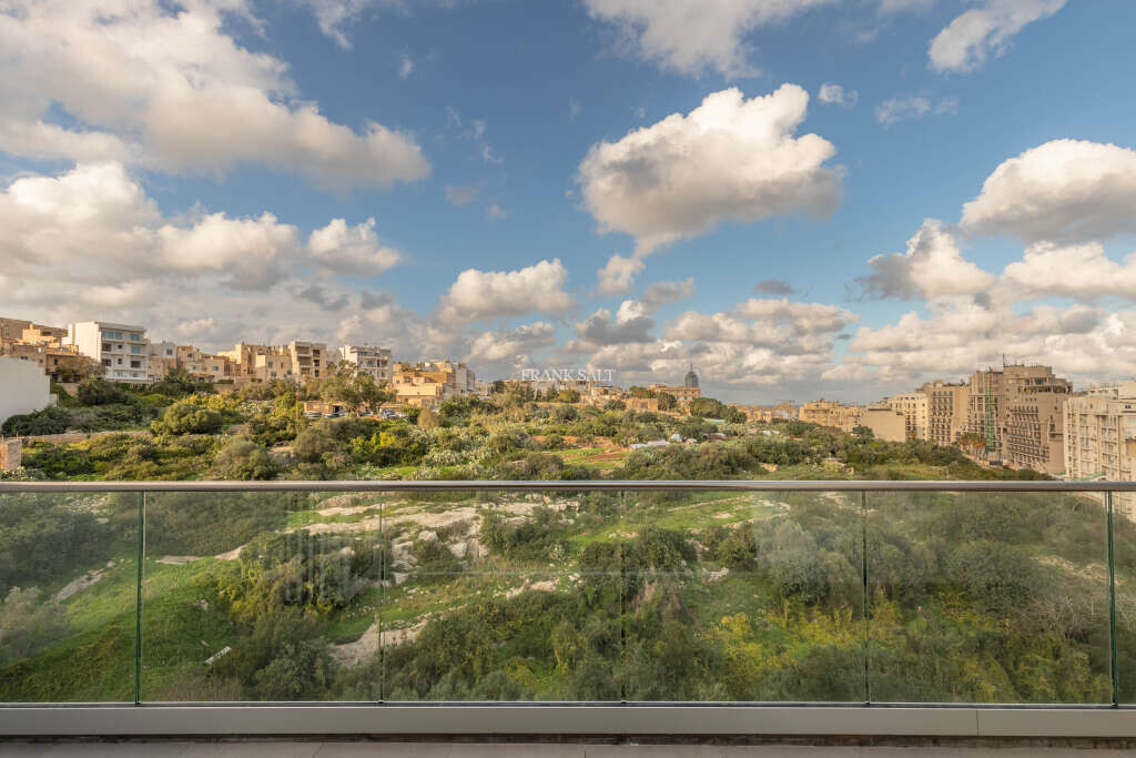 Apartamento T3 em Saint Julian's, Malta N.º 4362