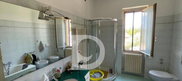 Apartamento de 9 habitaciónes en Loreto Aprutino, Italy No. 288394 5