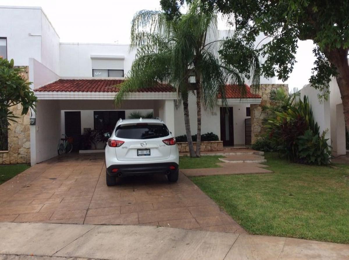 3 bedrooms House in Merida, Mexico No. 68142