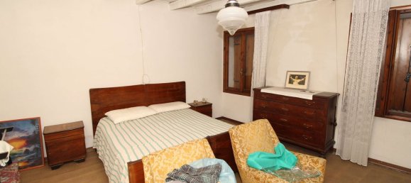 4 rooms House in Orgiano, Italy No. 64408 3