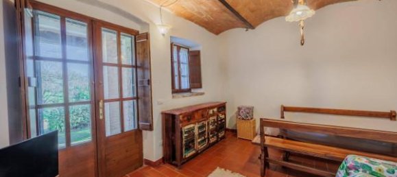 3 rooms Apartment in Cinigiano, Italy No. 108282 3