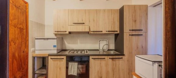 3 rooms Apartment in Cinigiano, Italy No. 108282 4