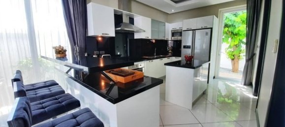 5 bedrooms Cafe / restaurant in Pattaya, Thailand No. 19804 7