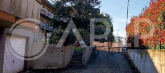 4 bedrooms Apartment in Padua, Italy No. 313062 4