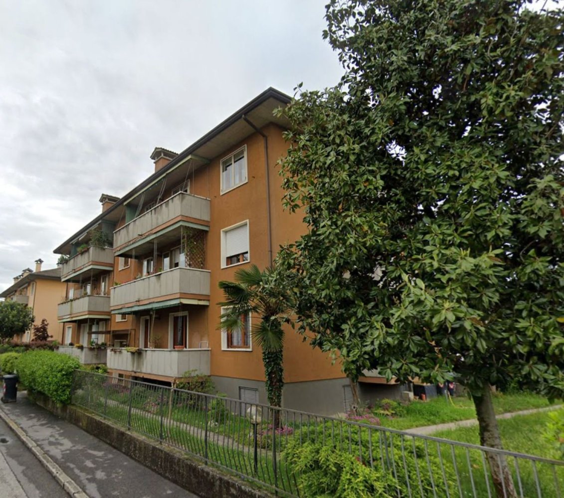 4 bedrooms Apartment in Padua, Italy No. 313062