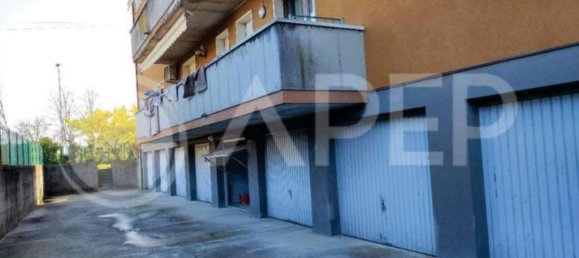 4 bedrooms Apartment in Padua, Italy No. 313062 3