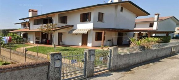 8 rooms House in Trevignano, Italy No. 60085 7