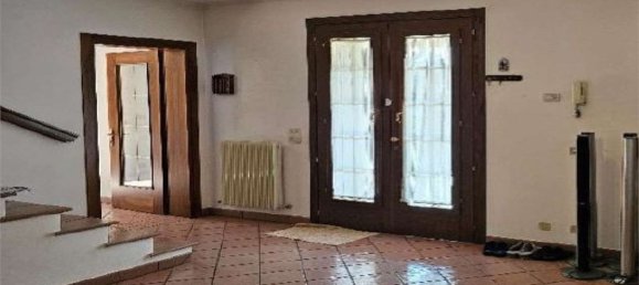 8 rooms House in Trevignano, Italy No. 60085 16