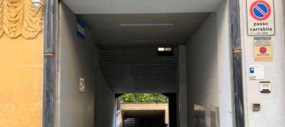 25m² Garage in Turin, Italy No. 352367 3