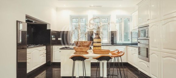 4 bedrooms House in Funchal, Portugal No. 146318 8