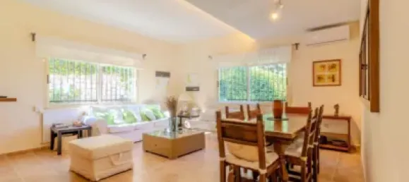 4 bedrooms House in Guadalajara, Spain No. 145929 5