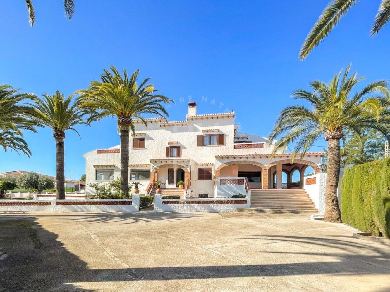 Вилла с 6 спальнями в Эльс-Поблетс, Испания № 218516