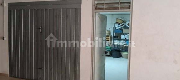 Гараж 30м² в Сан Микеле Салентино, Италия № 256448 2