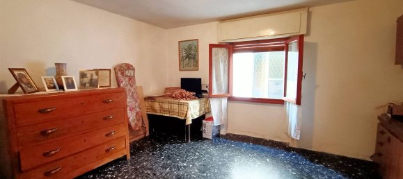 Дом с 6 комнатами в Кастильоне дей Пеполи, Италия № 166525 14