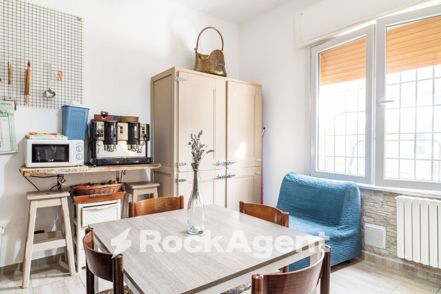 2 rooms House in Mezzanino, Italy No. 13243