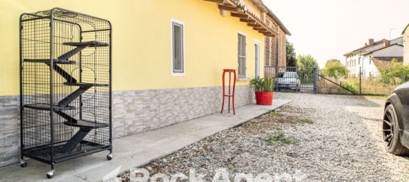 2 rooms House in Mezzanino, Italy No. 13243 35
