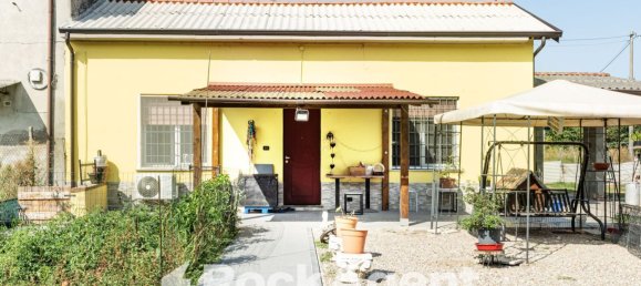 2 rooms House in Mezzanino, Italy No. 13243 16