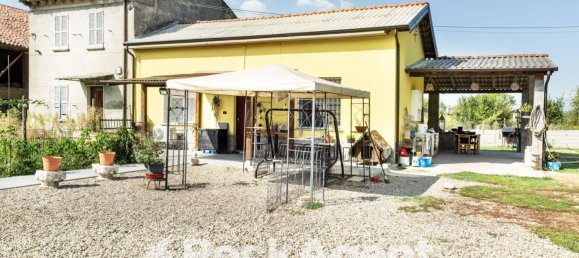 2 rooms House in Mezzanino, Italy No. 13243 15