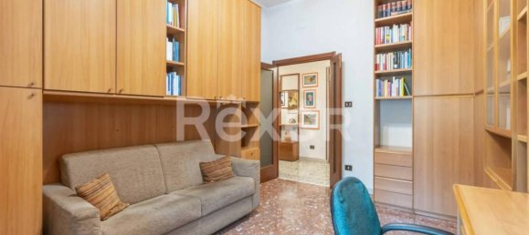 2غرفة شقة في Rome, Italy رقم 40491 9