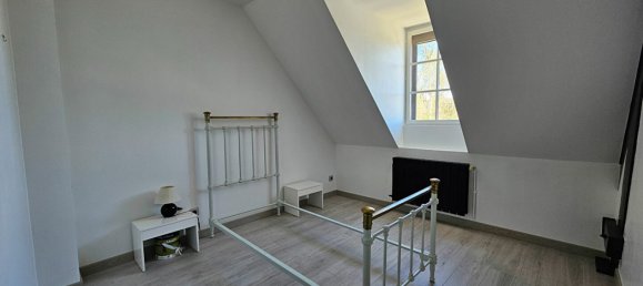 3 bedrooms House in Lamorlaye, France No. 74794 6