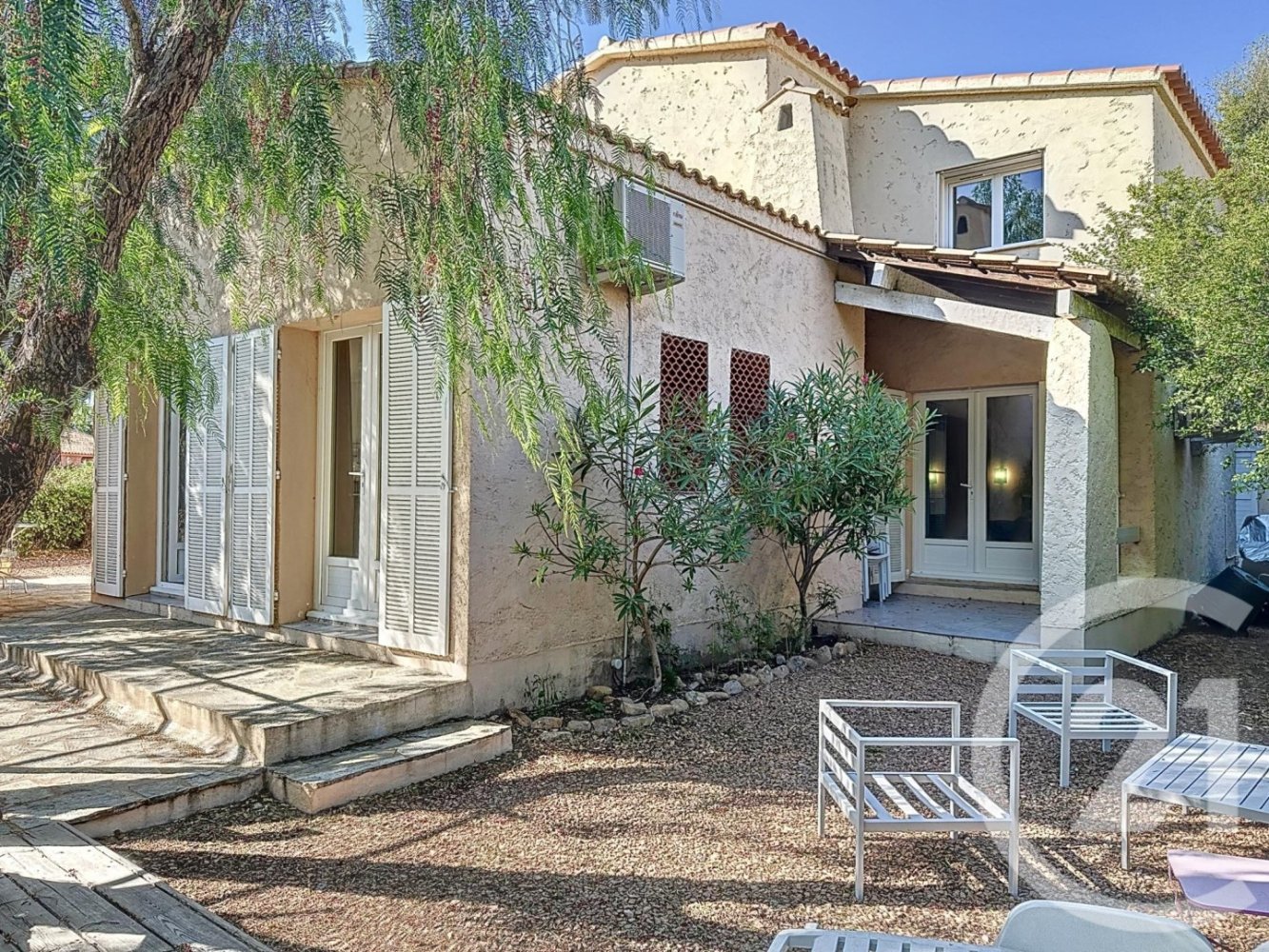 5 bedrooms Villa in Lecci, France No. 239418