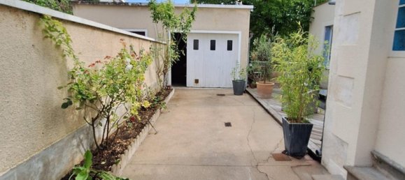 4 bedrooms House in Bourges, France No. 239148 10