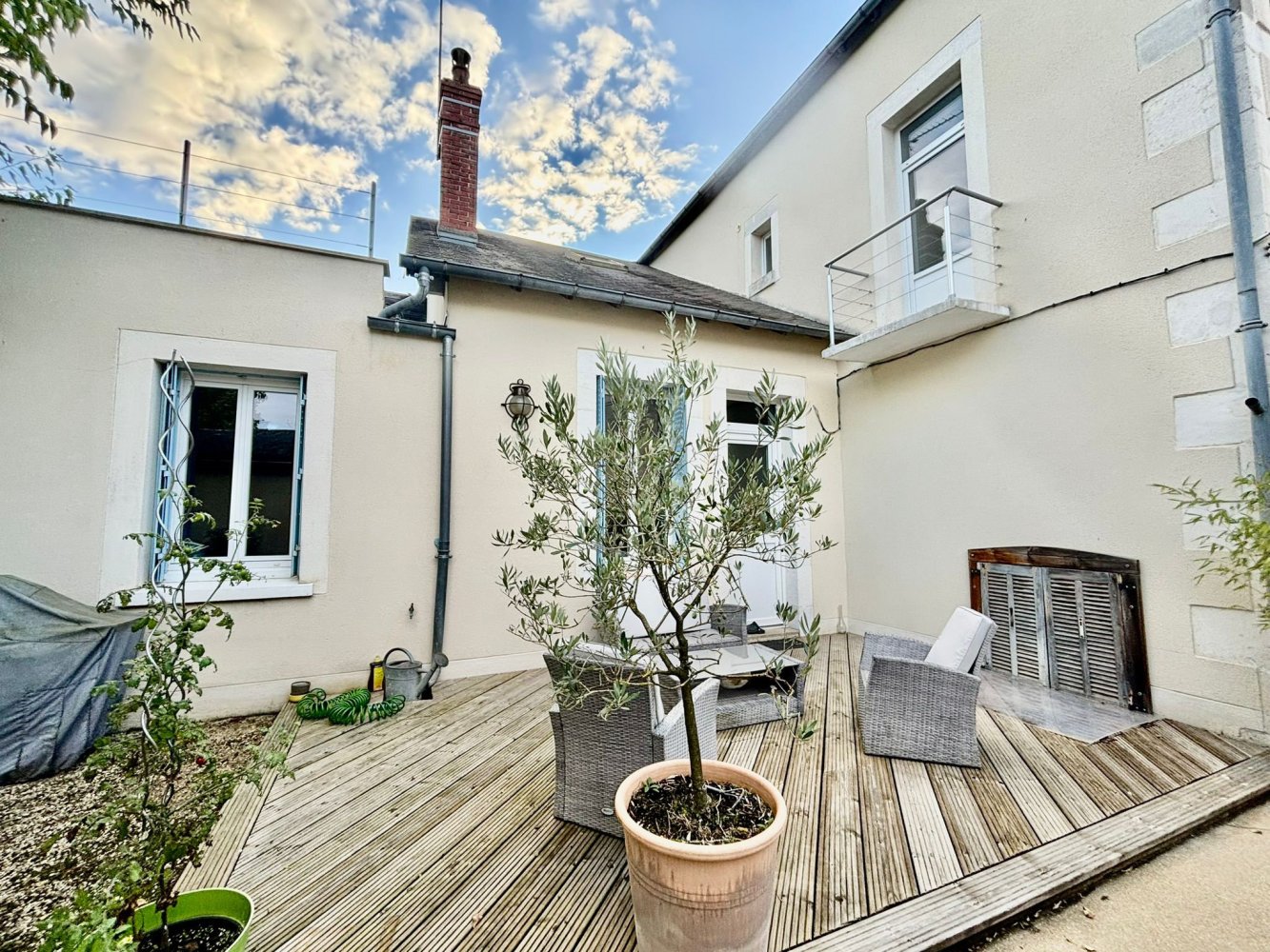 4 bedrooms House in Bourges, France No. 239148