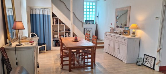 4 bedrooms House in Bourges, France No. 239148 3