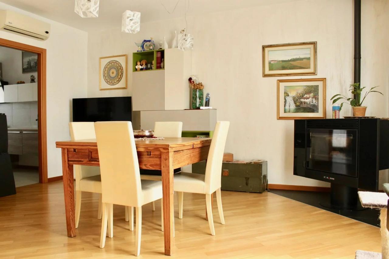 Дуплекс с 4 комнатами в Сан Поло ди Пьяве, Италия № 108448