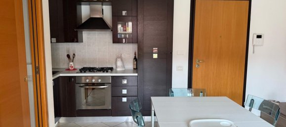 Apartamento T2 em Monza, Italy N.º 378449 13